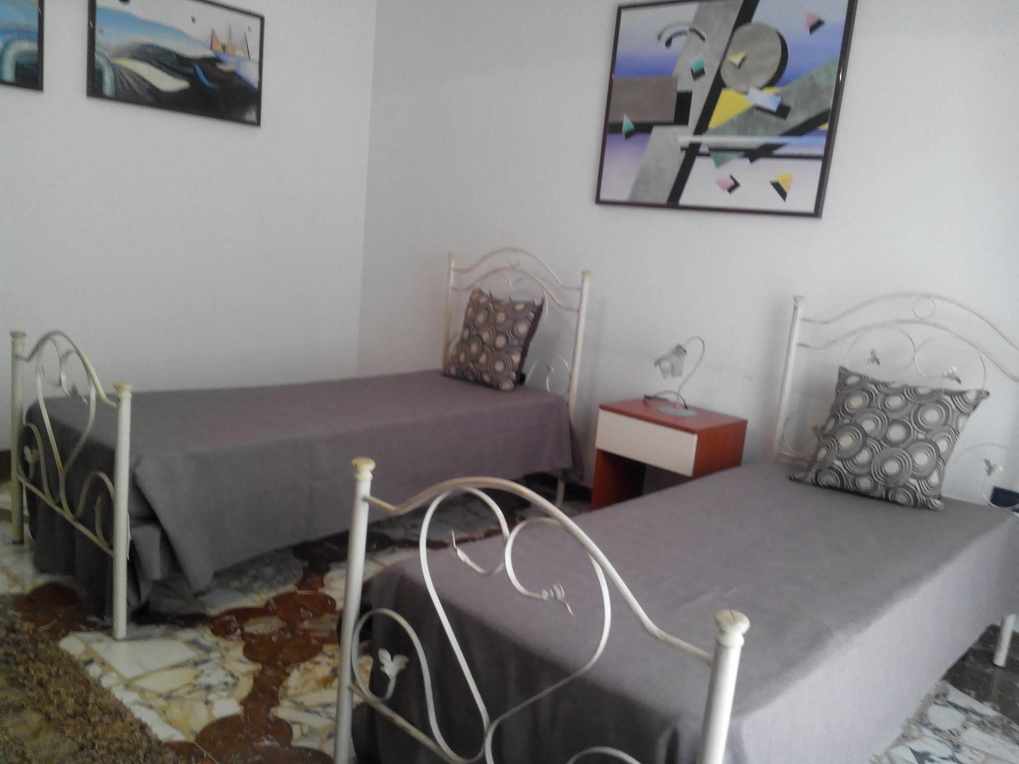 Solarino Il Giardino Delle Calendule B&B מראה חיצוני תמונה
